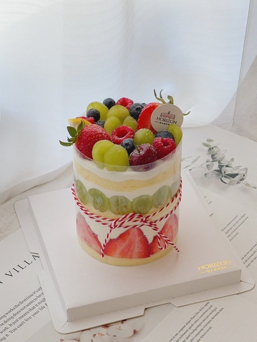4''青提草莓裸蛋糕 4'' Green grape & Strawberry Naked Cake